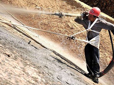 掛網(wǎng)噴錨防護